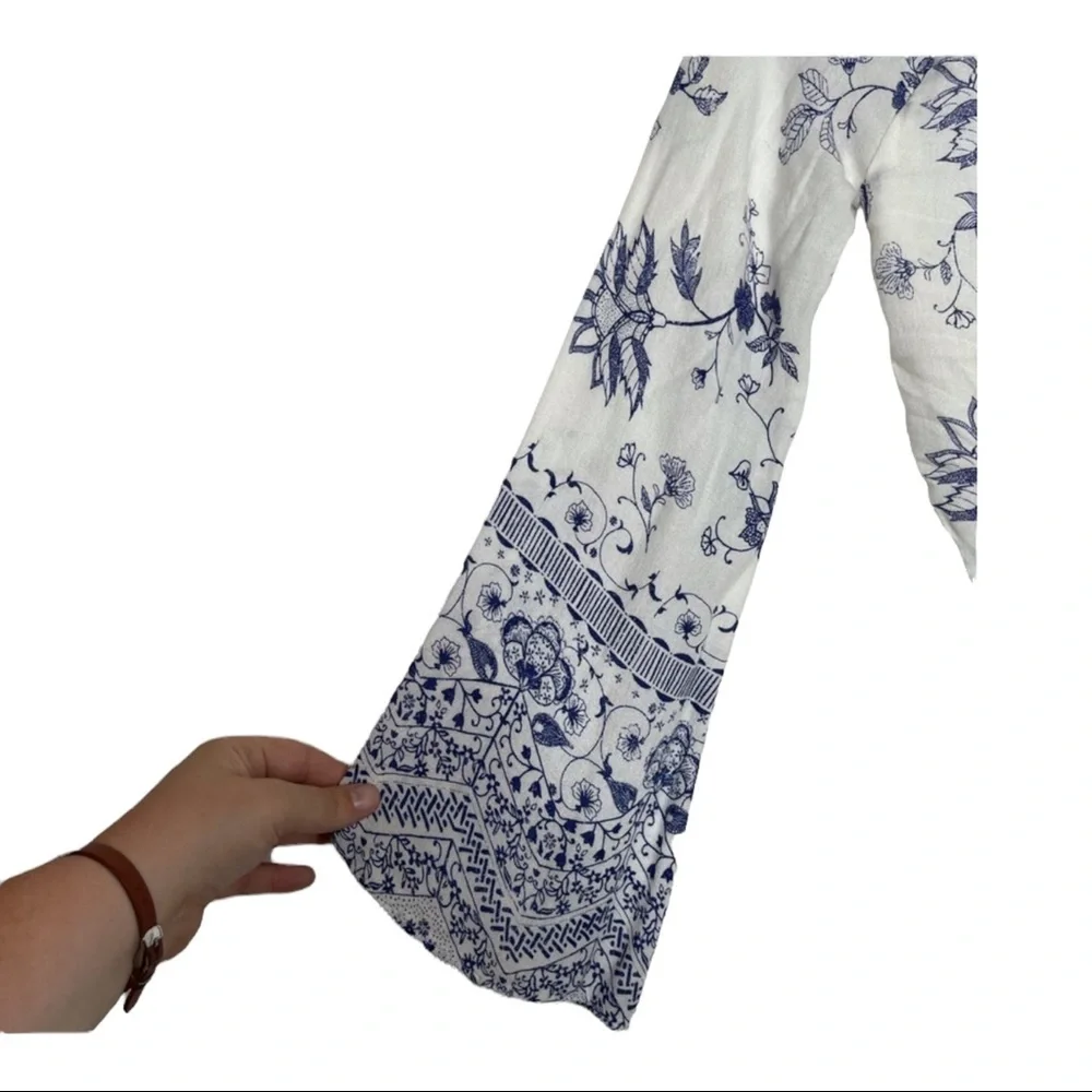 Jetset Diaries Blue White Floral Off Shoulder Boho Romper XS